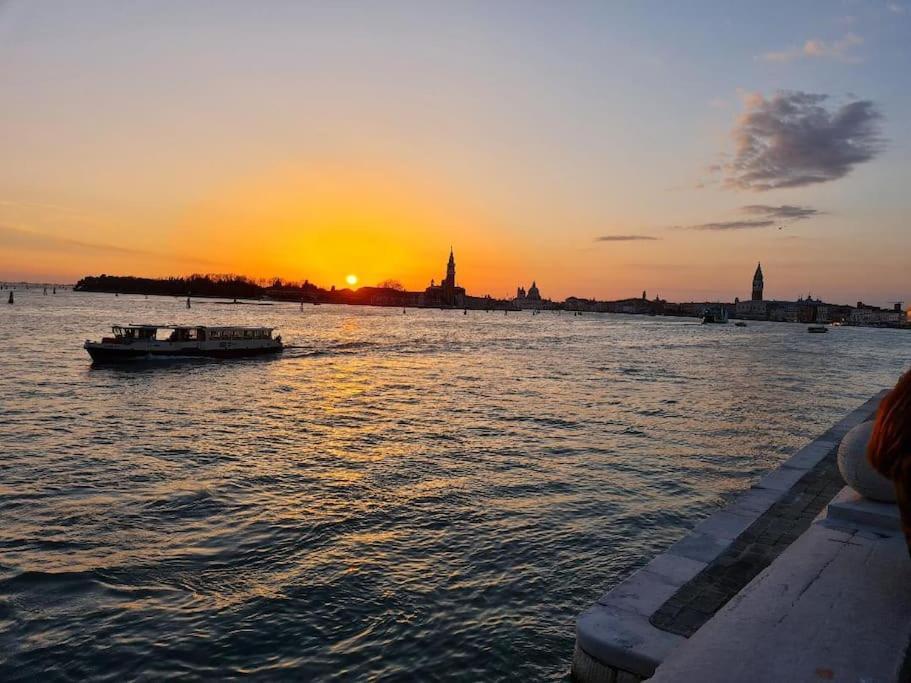Luxury Apartment In Venecia Exterior foto